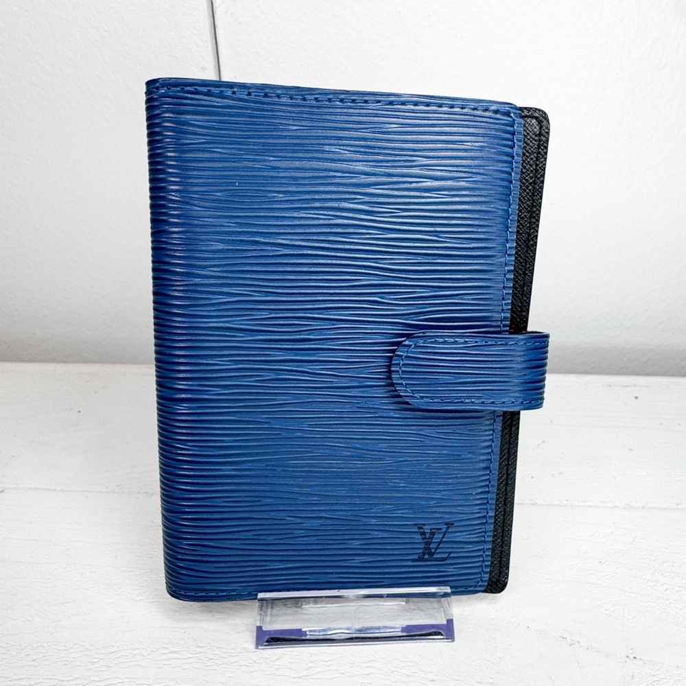 Louis Vuitton Epi Leather Agenda Planner Cover Blue PM 6-Ring Made in Spain